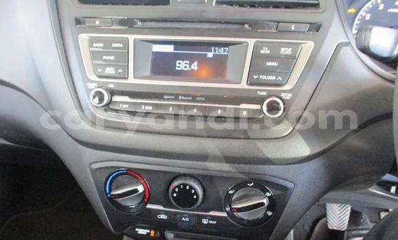Acheter Occasion Voiture Hyundai i20 Blanc à Lusaka, Zambie Acheter Occasion Voiture Hyundai i20 Blanc à Lusaka, Zambie