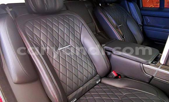 Tenga Tsaru Land Rover Range Rover Tsvuku Mota in Lusaka in Zambia Tenga Tsaru Land Rover Range Rover Tsvuku Mota in Lusaka in Zambia