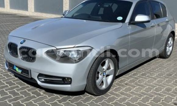 Acheter Occasion Voiture BMW 1–Series Gris à Livingstone, Zambie Acheter Occasion Voiture BMW 1–Series Gris à Livingstone, Zambie