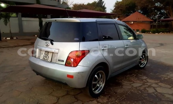 Nunua Ilio tumika Toyota IST Fedha Gari ndani ya Lusaka nchini Zambia Nunua Ilio tumika Toyota IST Fedha Gari ndani ya Lusaka nchini Zambia