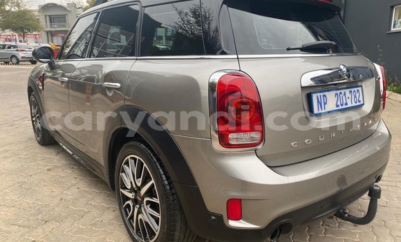 Nunua Ilio tumika MINI Countryman Nyingine Gari ndani ya Chipata nchini Zambia Nunua Ilio tumika MINI Countryman Nyingine Gari ndani ya Chipata nchini Zambia
