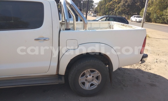 Buy Used Toyota Hilux White Car in Livingstone in Zambia Buy Used Toyota Hilux White Car in Livingstone in Zambia