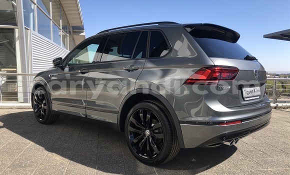 Tenga Tsaru Volkswagen Tiguan Zvimwe Mota in Livingstone in Zambia Tenga Tsaru Volkswagen Tiguan Zvimwe Mota in Livingstone in Zambia