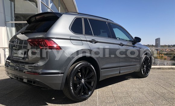 Tenga Tsaru Volkswagen Tiguan Zvimwe Mota in Livingstone in Zambia Tenga Tsaru Volkswagen Tiguan Zvimwe Mota in Livingstone in Zambia