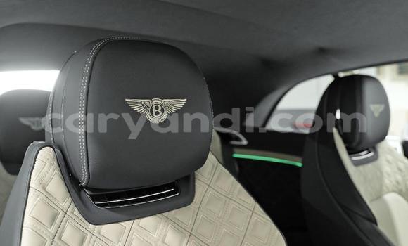 Acheter Occasion Voiture Bentley Continental GT Gris à Lusaka, Zambie Acheter Occasion Voiture Bentley Continental GT Gris à Lusaka, Zambie