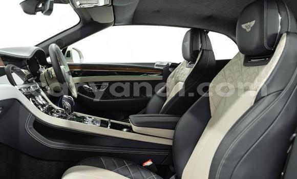 Acheter Occasion Voiture Bentley Continental GT Gris à Lusaka, Zambie Acheter Occasion Voiture Bentley Continental GT Gris à Lusaka, Zambie