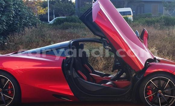 Tenga Tsaru McLaren 720S Tsvuku Mota in Lusaka in Zambia Tenga Tsaru McLaren 720S Tsvuku Mota in Lusaka in Zambia