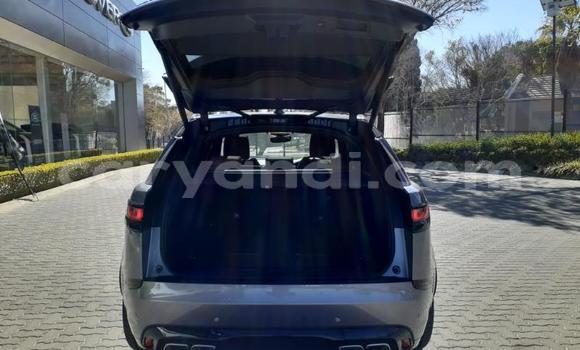 Buy Used Land Rover Range Rover Velar Silver Car in Livingstone in Zambia Buy Used Land Rover Range Rover Velar Silver Car in Livingstone in Zambia