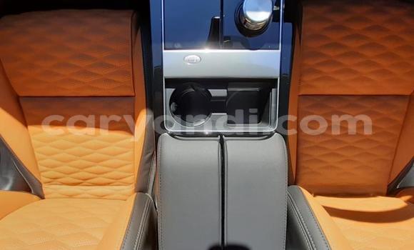 Buy Used Land Rover Range Rover Velar Silver Car in Livingstone in Zambia Buy Used Land Rover Range Rover Velar Silver Car in Livingstone in Zambia