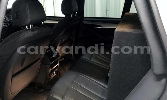 Acheter Occasion Voiture BMW X5 Blanc à Lusaka, Zambie Acheter Occasion Voiture BMW X5 Blanc à Lusaka, Zambie