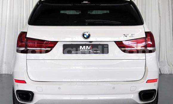 Acheter Occasion Voiture BMW X5 Blanc à Lusaka, Zambie Acheter Occasion Voiture BMW X5 Blanc à Lusaka, Zambie