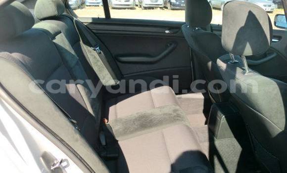 Tenga Tsaru BMW 3–Series Sirivha Mota in Chingola in Zambia Tenga Tsaru BMW 3–Series Sirivha Mota in Chingola in Zambia