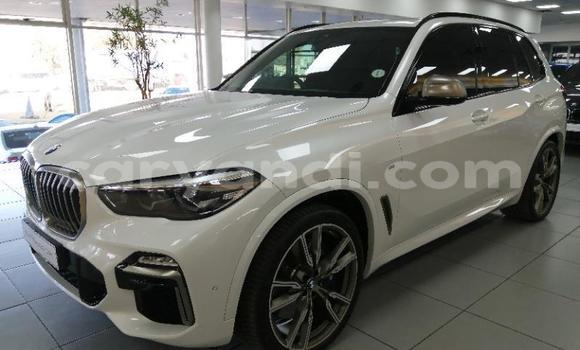 Acheter Occasion Voiture BMW X5 Blanc à Lusaka, Zambie Acheter Occasion Voiture BMW X5 Blanc à Lusaka, Zambie