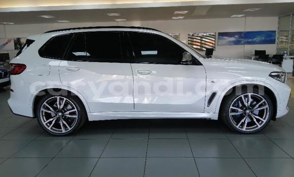 Acheter Occasion Voiture BMW X5 Blanc à Lusaka, Zambie Acheter Occasion Voiture BMW X5 Blanc à Lusaka, Zambie