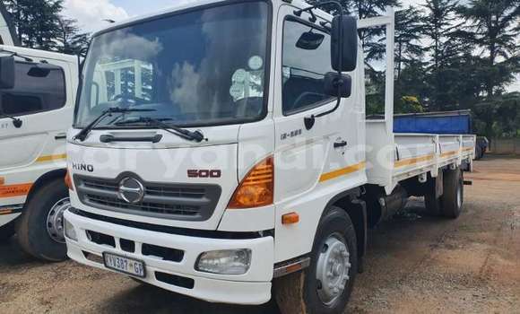 Buy Used Hino Ranger White Truck in Lusaka in Zambia