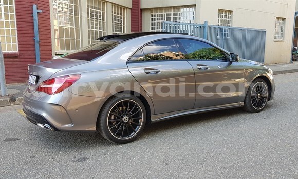 Tenga Tsaru Mercedes‒Benz CLA-klasse Chena Mota in Chingola in Zambia Tenga Tsaru Mercedes‒Benz CLA-klasse Chena Mota in Chingola in Zambia