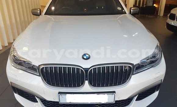 Nunua Ilio tumika BMW 700 Nyeupe Gari ndani ya Lusaka nchini Zambia Nunua Ilio tumika BMW 700 Nyeupe Gari ndani ya Lusaka nchini Zambia