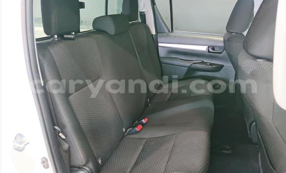Buy Used Toyota Hilux White Car in Kitwe in Zambia Buy Used Toyota Hilux White Car in Kitwe in Zambia