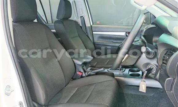 Buy Used Toyota Hilux White Car in Kitwe in Zambia Buy Used Toyota Hilux White Car in Kitwe in Zambia