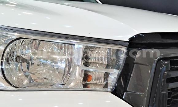 Buy Used Toyota Hilux White Car in Kitwe in Zambia Buy Used Toyota Hilux White Car in Kitwe in Zambia