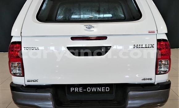 Buy Used Toyota Hilux White Car in Kitwe in Zambia Buy Used Toyota Hilux White Car in Kitwe in Zambia