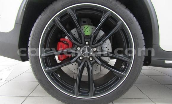 Buy Used Mercedes‒Benz GLC Coupe White Car in Kitwe in Zambia Buy Used Mercedes‒Benz GLC Coupe White Car in Kitwe in Zambia