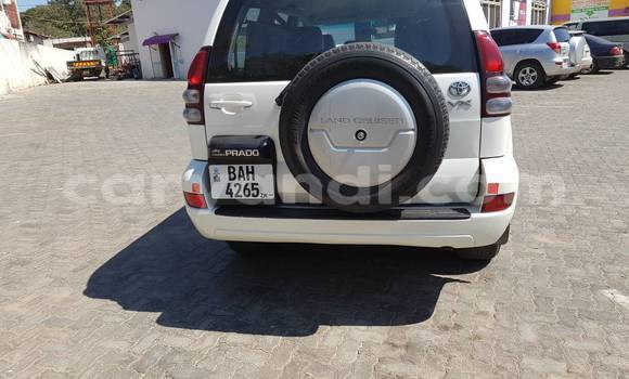 Acheter Occasion Voiture Toyota Prado Blanc à Lusaka, Zambie Acheter Occasion Voiture Toyota Prado Blanc à Lusaka, Zambie