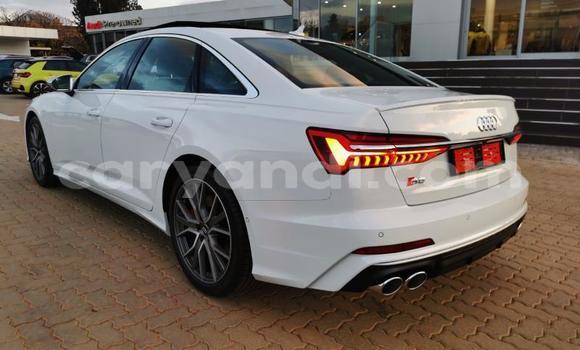 Tenga Tsaru Audi S6 Chena Mota in Kitwe in Zambia Tenga Tsaru Audi S6 Chena Mota in Kitwe in Zambia