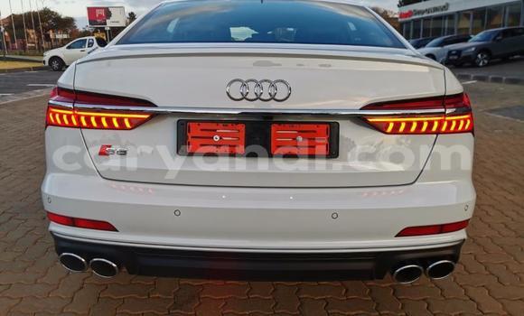 Tenga Tsaru Audi S6 Chena Mota in Kitwe in Zambia Tenga Tsaru Audi S6 Chena Mota in Kitwe in Zambia