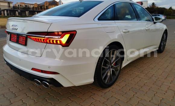 Tenga Tsaru Audi S6 Chena Mota in Kitwe in Zambia Tenga Tsaru Audi S6 Chena Mota in Kitwe in Zambia