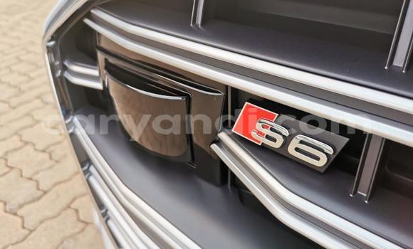 Tenga Tsaru Audi S6 Chena Mota in Kitwe in Zambia Tenga Tsaru Audi S6 Chena Mota in Kitwe in Zambia