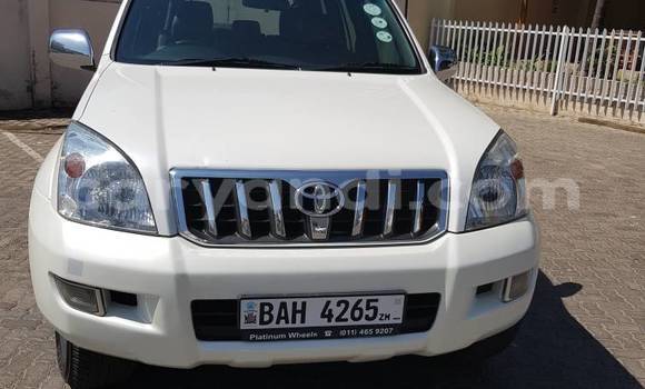 Acheter Occasion Voiture Toyota Prado Blanc à Lusaka, Zambie Acheter Occasion Voiture Toyota Prado Blanc à Lusaka, Zambie