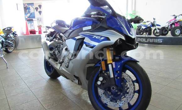 Buy Used Yamaha FZR Blue Bike in Mufulira in Zambia