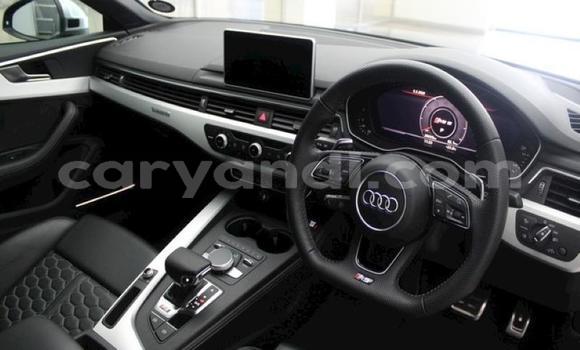 Tenga Tsaru Audi RS5 Tsvuku Mota in Kitwe in Zambia Tenga Tsaru Audi RS5 Tsvuku Mota in Kitwe in Zambia