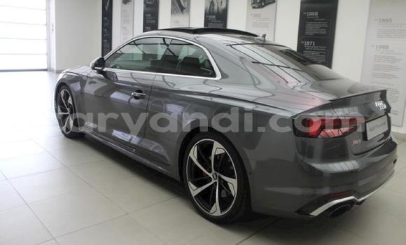 Tenga Tsaru Audi RS5 Tsvuku Mota in Kitwe in Zambia Tenga Tsaru Audi RS5 Tsvuku Mota in Kitwe in Zambia