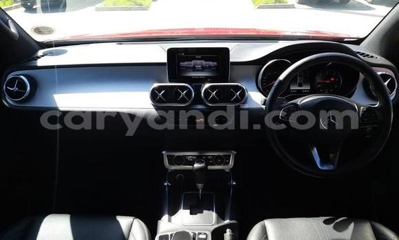 Acheter Occasion Voiture Mercedes‒Benz X-klasse Concept Rouge à Livingstone, Zambie Acheter Occasion Voiture Mercedes‒Benz X-klasse Concept Rouge à Livingstone, Zambie