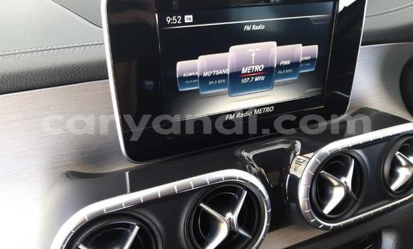 Acheter Occasion Voiture Mercedes‒Benz X-klasse Concept Rouge à Livingstone, Zambie Acheter Occasion Voiture Mercedes‒Benz X-klasse Concept Rouge à Livingstone, Zambie