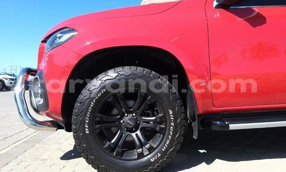 Acheter Occasion Voiture Mercedes‒Benz X-klasse Concept Rouge à Livingstone, Zambie Acheter Occasion Voiture Mercedes‒Benz X-klasse Concept Rouge à Livingstone, Zambie