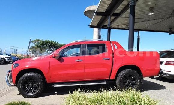 Acheter Occasion Voiture Mercedes‒Benz X-klasse Concept Rouge à Livingstone, Zambie Acheter Occasion Voiture Mercedes‒Benz X-klasse Concept Rouge à Livingstone, Zambie