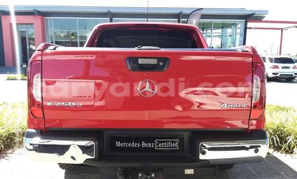 Acheter Occasion Voiture Mercedes‒Benz X-klasse Concept Rouge à Livingstone, Zambie Acheter Occasion Voiture Mercedes‒Benz X-klasse Concept Rouge à Livingstone, Zambie