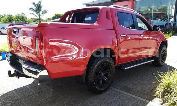 Acheter Occasion Voiture Mercedes‒Benz X-klasse Concept Rouge à Livingstone, Zambie Acheter Occasion Voiture Mercedes‒Benz X-klasse Concept Rouge à Livingstone, Zambie