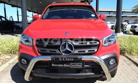 Acheter Occasion Voiture Mercedes‒Benz X-klasse Concept Rouge à Livingstone, Zambie Acheter Occasion Voiture Mercedes‒Benz X-klasse Concept Rouge à Livingstone, Zambie