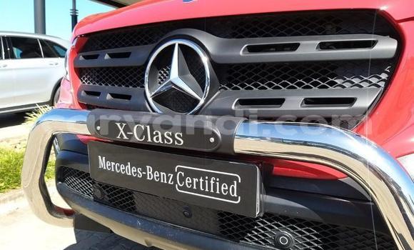 Acheter Occasion Voiture Mercedes‒Benz X-klasse Concept Rouge à Livingstone, Zambie Acheter Occasion Voiture Mercedes‒Benz X-klasse Concept Rouge à Livingstone, Zambie