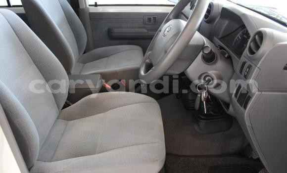 Buy Used Toyota Land Cruiser White Car in Katete in Eastern Buy Used Toyota Land Cruiser White Car in Katete in Eastern