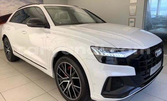 Nunua Ilio tumika Audi S8 Nyeupe Gari ndani ya Chilanga nchini Lusaka Nunua Ilio tumika Audi S8 Nyeupe Gari ndani ya Chilanga nchini Lusaka