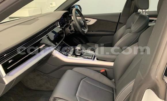 Nunua Ilio tumika Audi S8 Nyeupe Gari ndani ya Chilanga nchini Lusaka Nunua Ilio tumika Audi S8 Nyeupe Gari ndani ya Chilanga nchini Lusaka