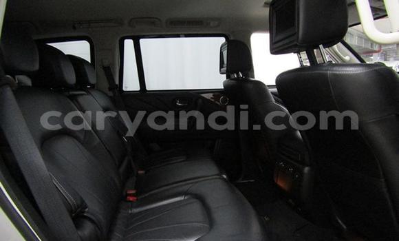 Nunua Ilio tumika Infiniti QX80 Fedha Gari ndani ya Import - Dubai nchini Zambia Nunua Ilio tumika Infiniti QX80 Fedha Gari ndani ya Import - Dubai nchini Zambia