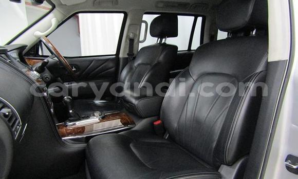 Nunua Ilio tumika Infiniti QX80 Fedha Gari ndani ya Import - Dubai nchini Zambia Nunua Ilio tumika Infiniti QX80 Fedha Gari ndani ya Import - Dubai nchini Zambia