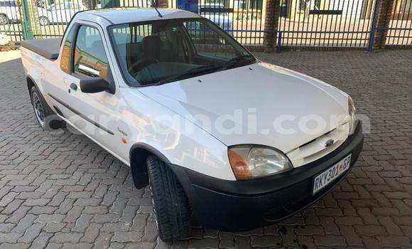 Acheter Occasion Voiture Ford Pickup Blanc à Chilanga, Lusaka Acheter Occasion Voiture Ford Pickup Blanc à Chilanga, Lusaka
