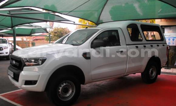 Acheter Occasion Voiture Ford Ranger Blanc à Livingstone, Zambie Acheter Occasion Voiture Ford Ranger Blanc à Livingstone, Zambie